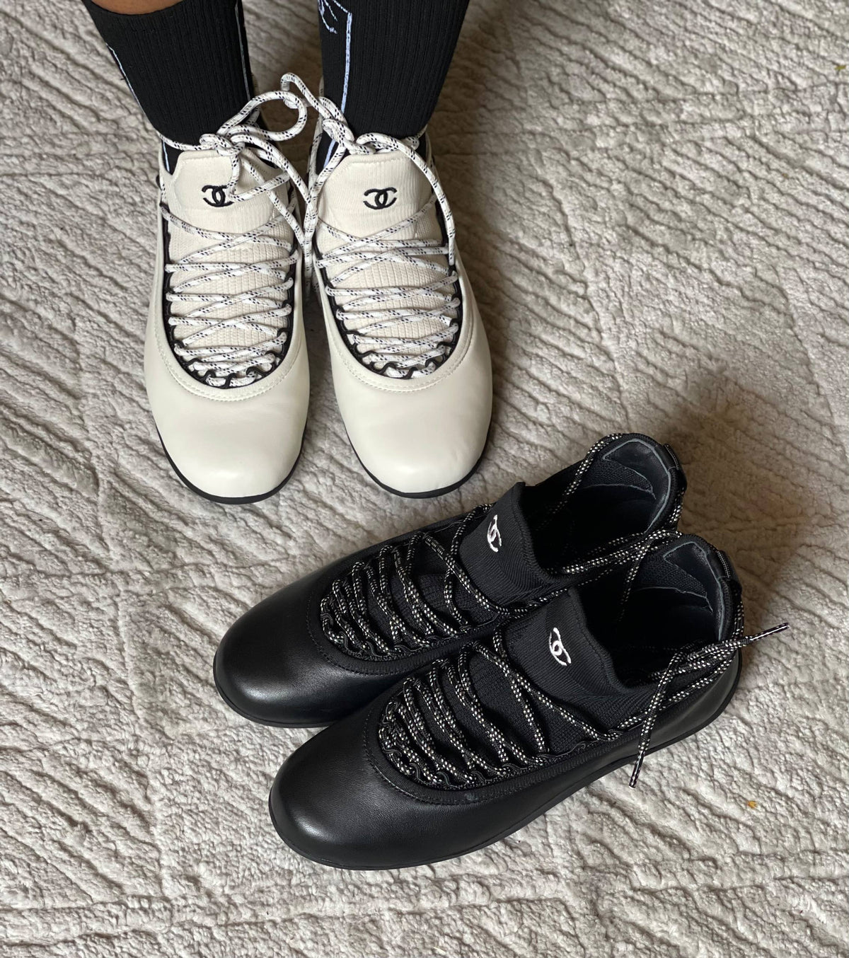 Chanel 

Vip quality 

Size:36 to 42
530 dhs🇦🇪🇦🇪

Zain113
♥️♥️♥️