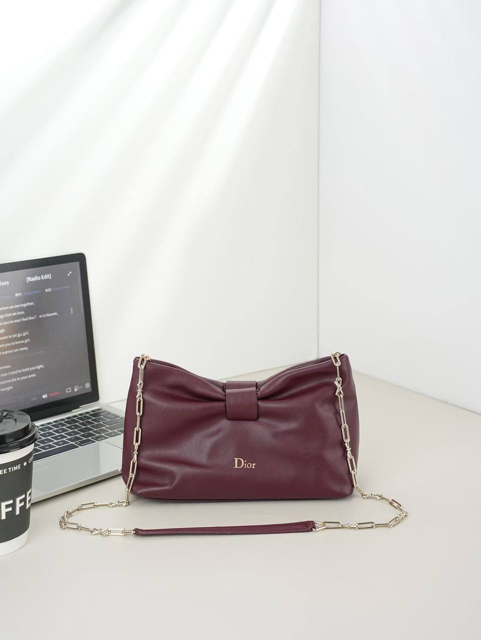Dior
Master
330 dhs✅

Zain141
♥️♥️♥️
