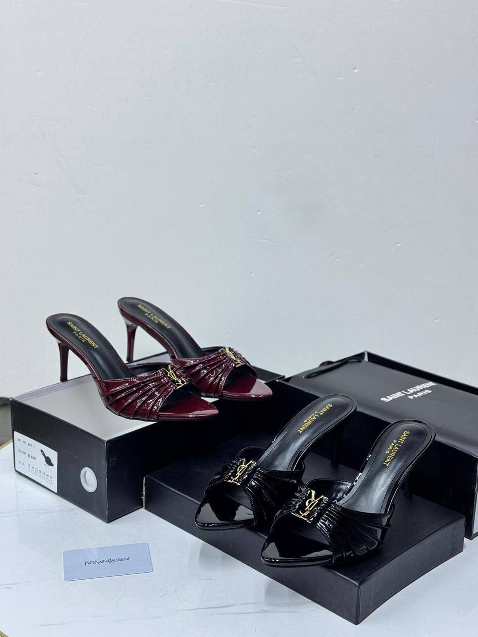 YSL 7cm
High quality 💯
Size 36-37-38-39-40-41

110 dhs🇦🇪🇦🇪

Zain21
♥️♥️♥️