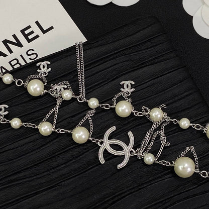 CHANEL 
Necklace 😍
Master quality 💯
With normal boxes 🗃️ 
170 dhs🇦🇪🇦🇪
With master box 📦 
210 dhs🇦🇪🇦🇪

Zain216
♥️♥️♥️