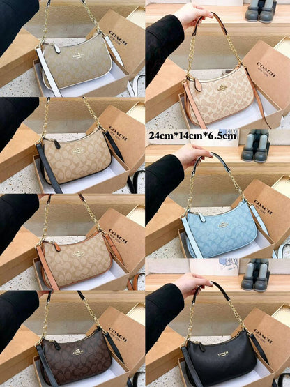 COACH 
 GOOD QUALITY 
WITH BOX
🎁🎁🎁

95 dhs✅

Zain39
♥️♥️♥️