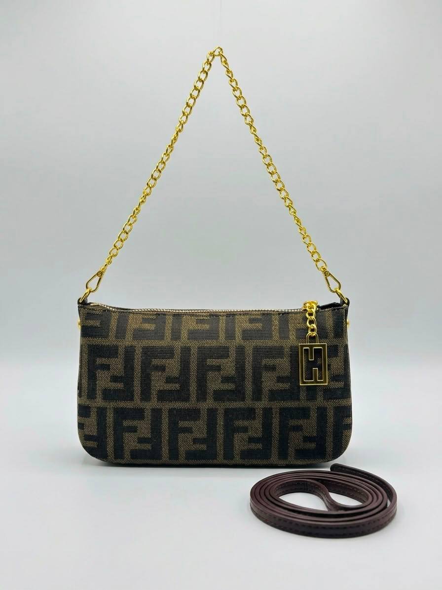 Fendi

with box🎁

80 dhs✅

Zain50
♥️♥️♥️