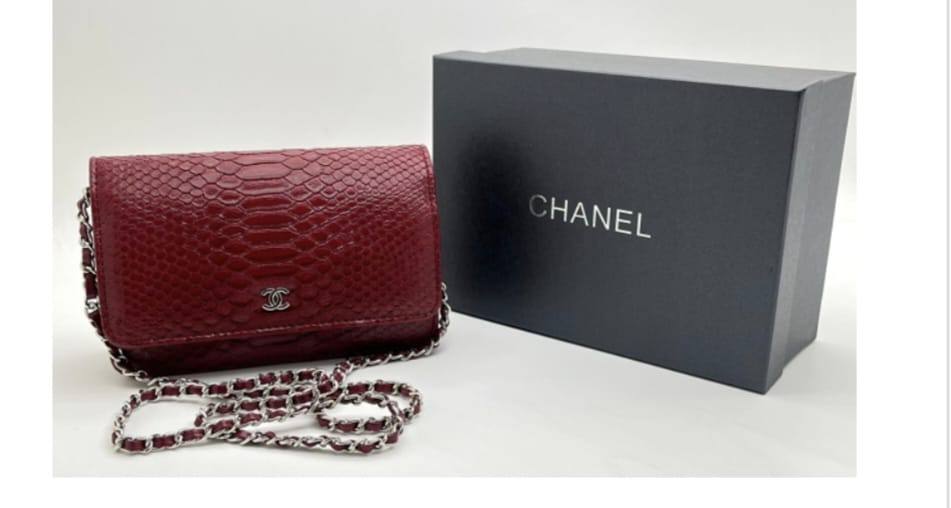 Chanel
withbox 
🎁🎁🎁

90 dhs🪙💕

Zain143
♥️♥️♥️
