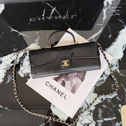 Chanel 

new arrival 

300 dhs🇦🇪🇦🇪

25cm

Zain228
♥️♥️♥️
