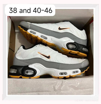 Nike

Available Now 
110 dhs🇦🇪🇦🇪🇦🇪

good quality

Zain138
♥️♥️♥️