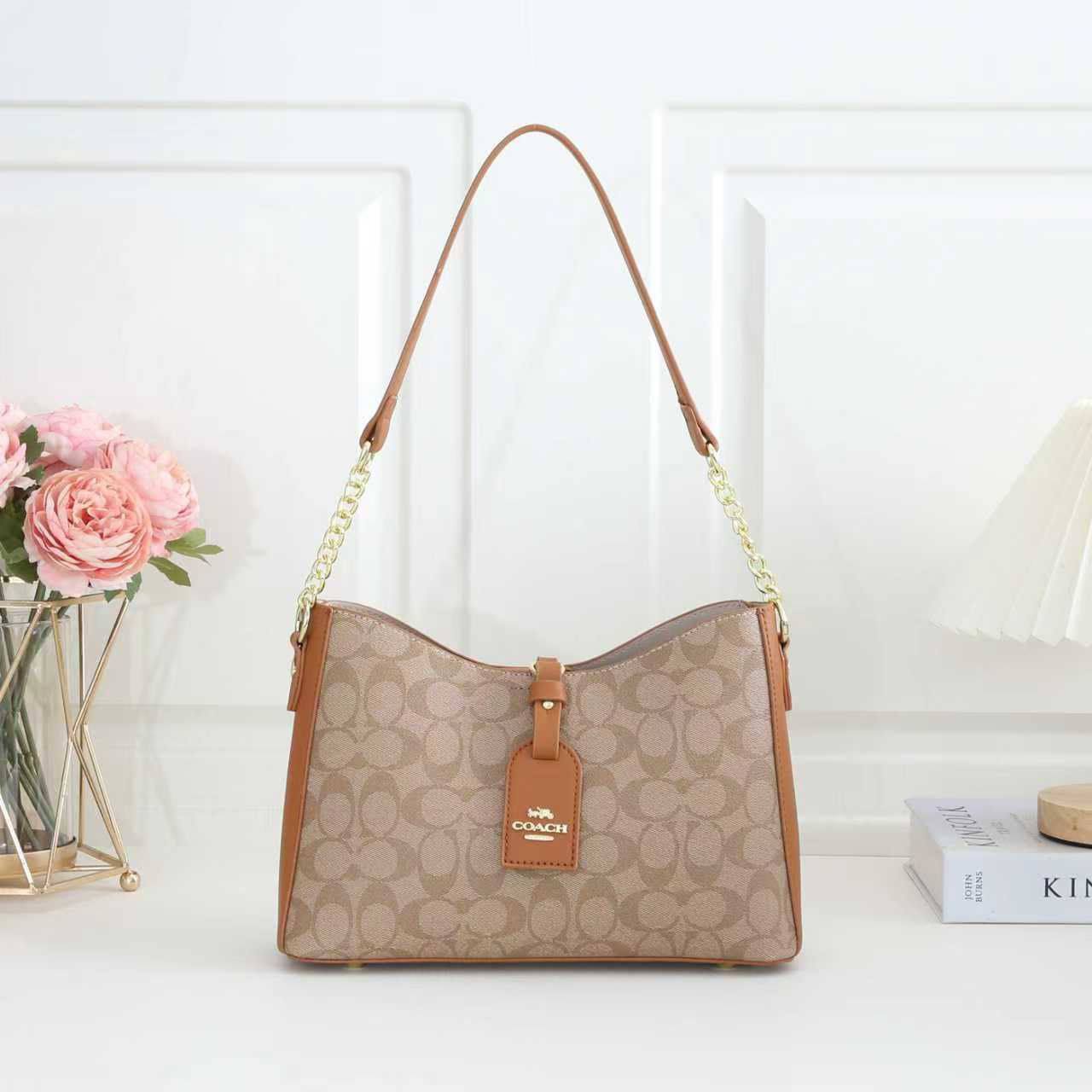 Coach  

95 dhs✅

Zain253
♥️♥️♥️