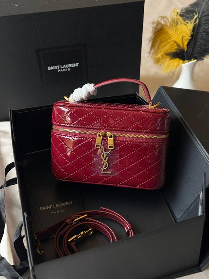 Master Bags🌺🌺
📌🎁*SPECIAL OFFER*🎁📌
240 dhs✅
💁🏼‍♂️💁🏼‍♂️💁🏼‍♂️💁🏼‍♂️💁🏼‍♂️

Zain167
♥️♥️♥️