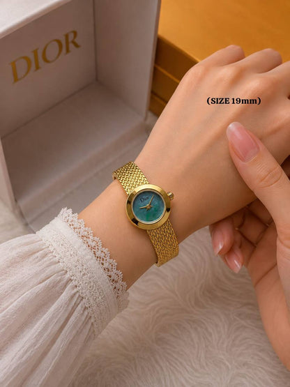 Dior 
watch for ladies 

good quality 

220DHS🇦🇪
 (size 19mm)

Zain59
♥️♥️♥️