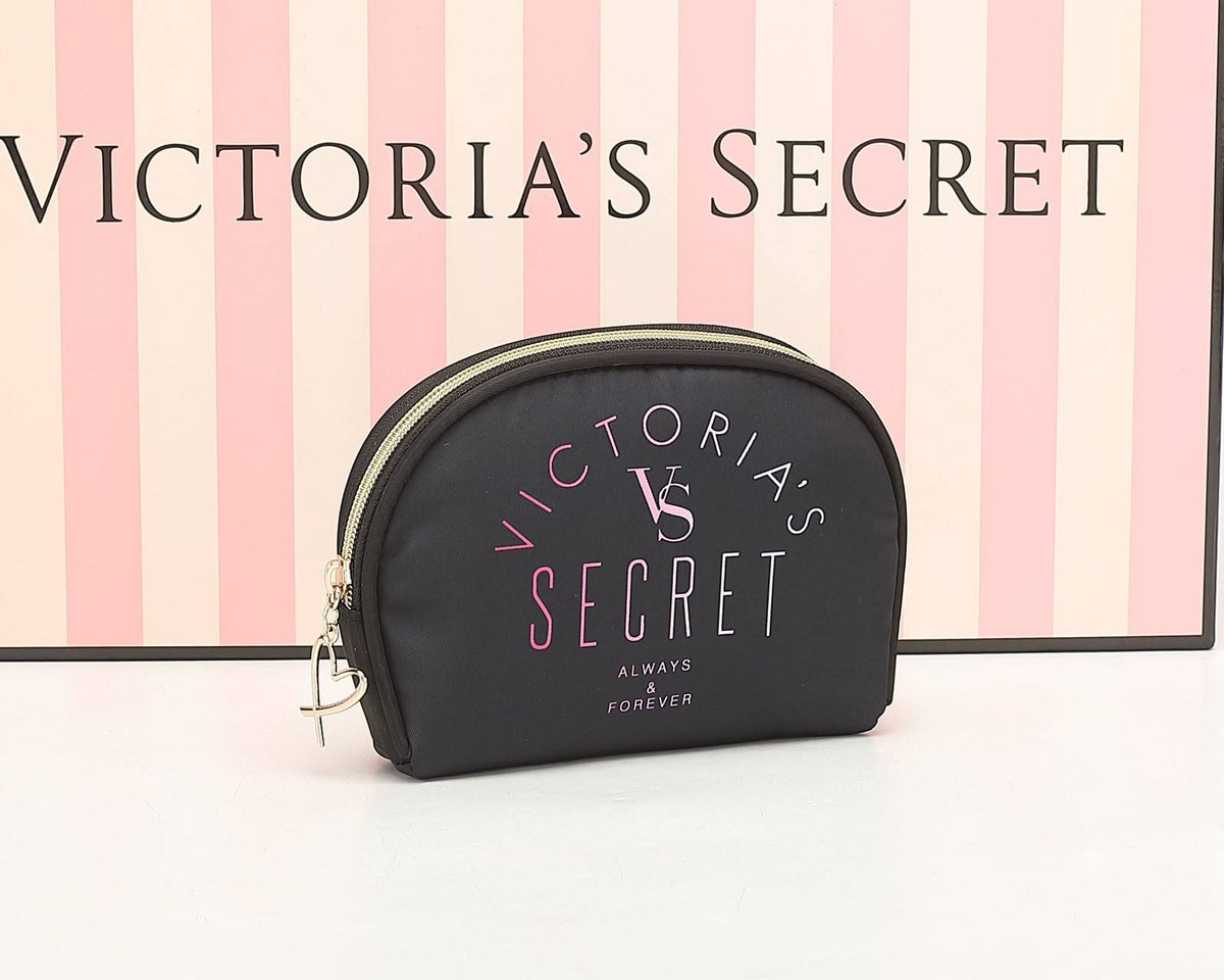 Victoria's Secret 

make up 
pouch 
good quality 

30 dhs🇦🇪🇦🇪

Zain295
♥️♥️♥️