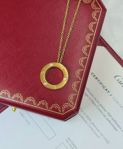 Cartier ♥️

CARTIER LOVE  NECKLACE THREE STONES 💎💎
Gold , Silver & Rosegold
🆕🎉🥳🎊🆕
↗️ *# Super Master Quality ®️*

*80 dhs🪙🌨️* with *Normal* Box
*120 dhs🪙🌨️* with *Orignal* Box

Zain106
♥️♥️♥️
