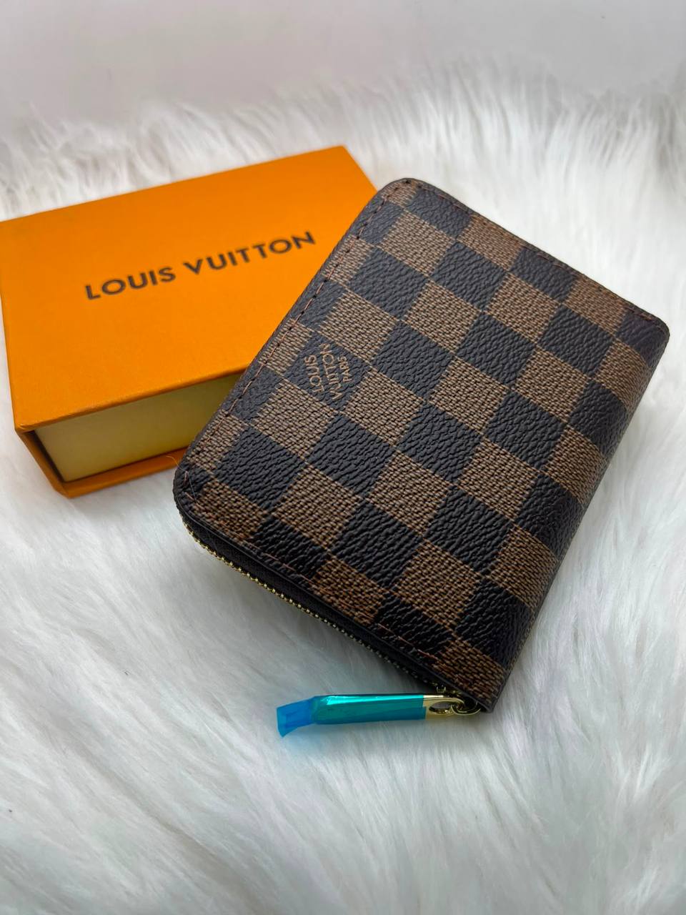 Wallets
45 dhs✅

with box
🎁🎁🎁

Zain182
♥️♥️♥️