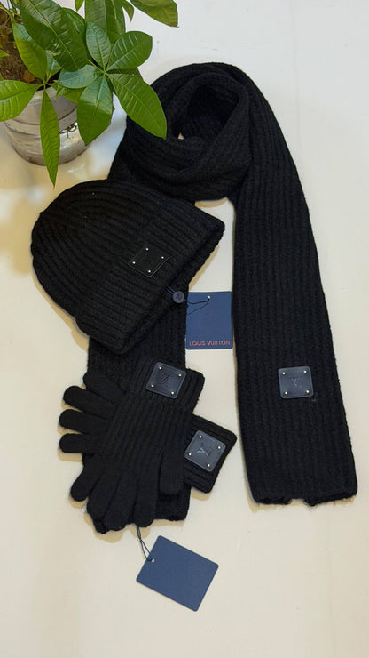 LV SET
💙*VVIP QUALITY*💙
410 dhs✅✅

Zain281
♥️♥️♥️