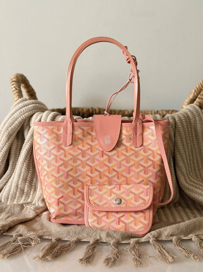 Goyard 
Vipp quality 
Size: 21 cm

For Price 👇 WhatsApp✅
0568585901 
0507557372
0552275751 Owner Zain 👌

Zain315
♥️♥️♥️