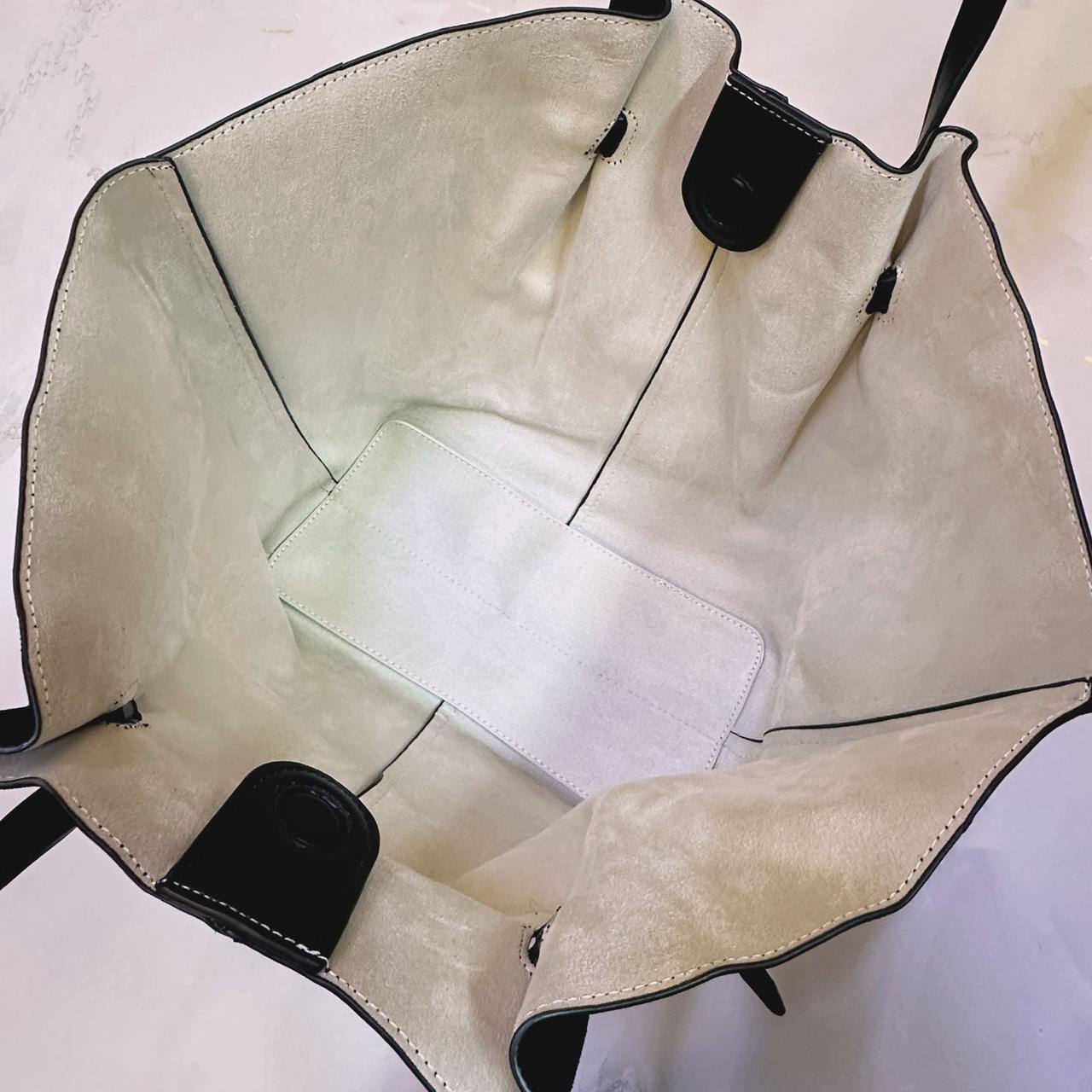 YUZEFI 
COPY ONE 
250 dhs🪙

Zain39
♥️♥️♥️