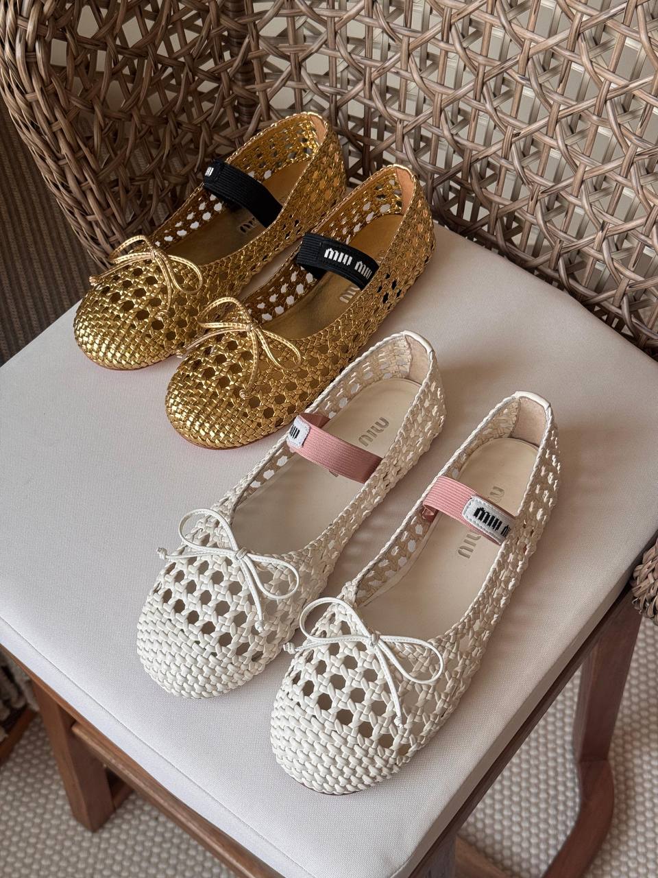 MIU MIU 🤍
🤩Available new 😍😍
Size: 36 to 41
Super master quality
450 dhs✅

Zain198
♥️♥️♥️