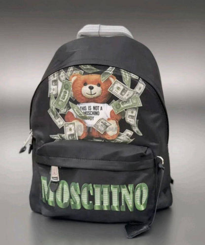 MOSCHINO BACKPACK 

COPY ONE NEW CAME 

120 dhs🪙💕

Zain39
♥️♥️♥️