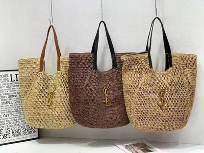 YSL
Size  48cm
110 dhs💓

Zain04
♥️♥️♥️