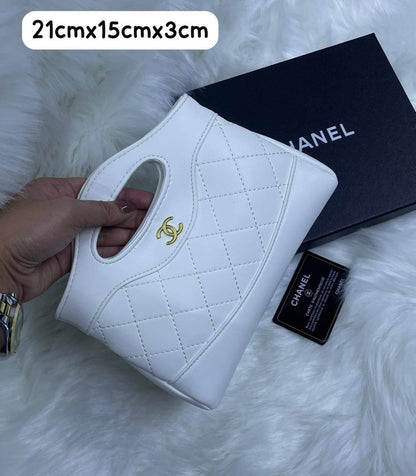 Chanel

with box
🎁🎁🎁

95 dhs✅

Zain72
♥️♥️♥️