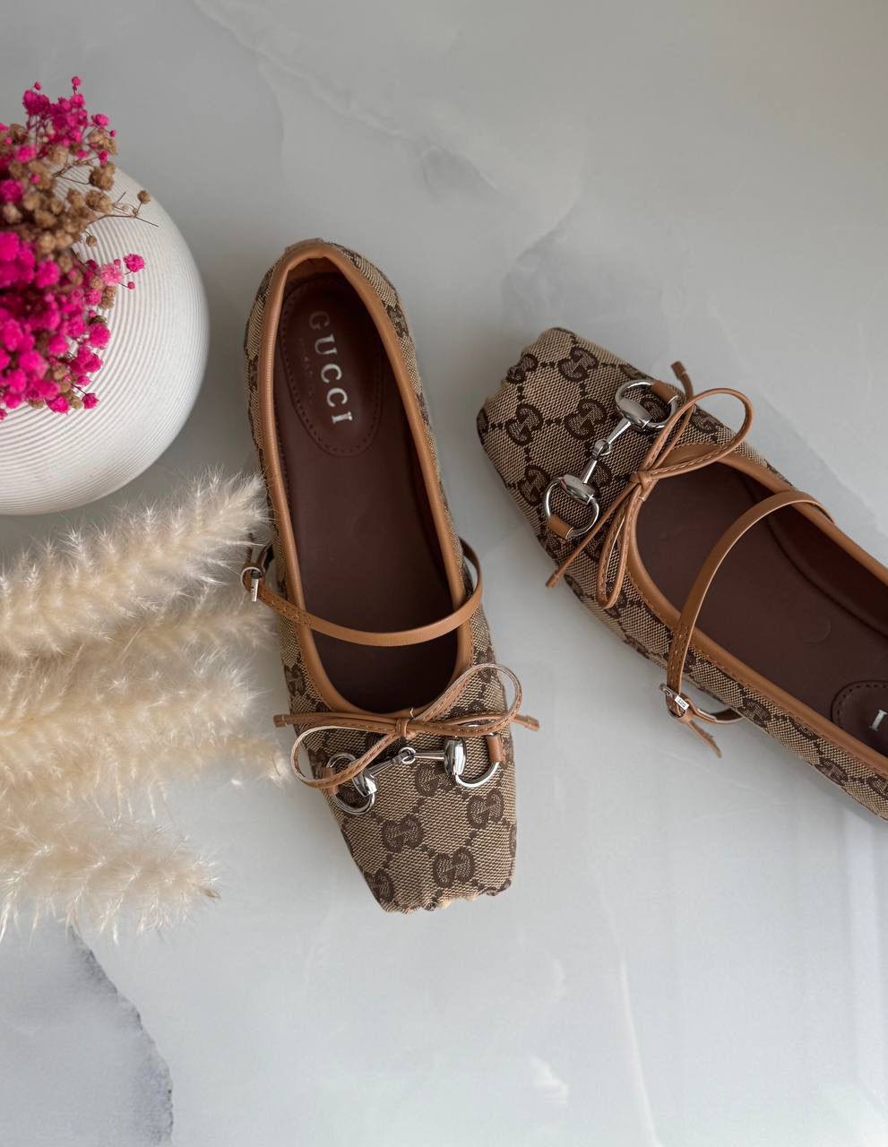NEW Gucci
*Vip quality*
*Size 36 to 41*
450 dhs✅

Zain113
♥️♥️♥️