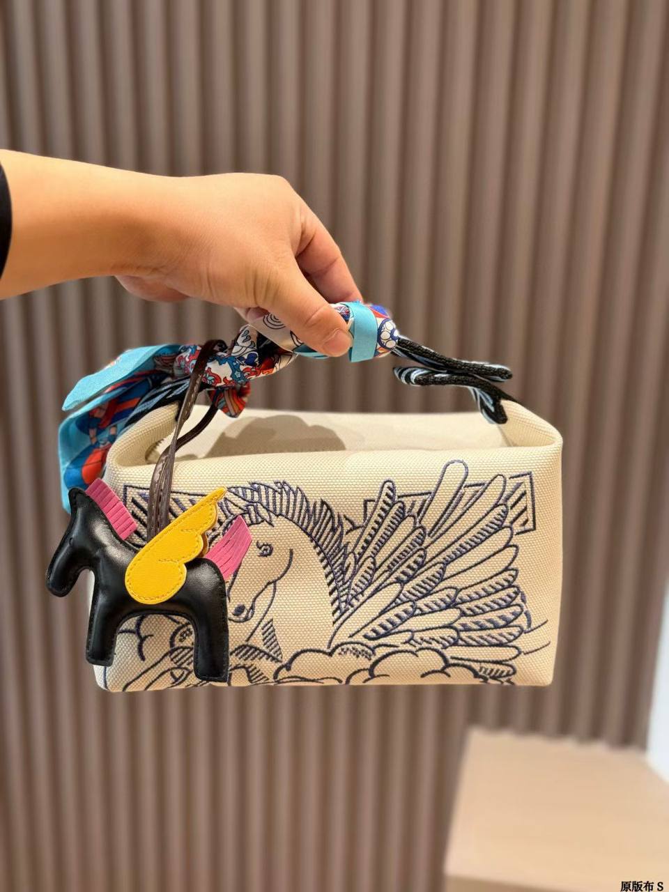 Hermes
Master
190 dhs✅

Zain141
♥️♥️♥️