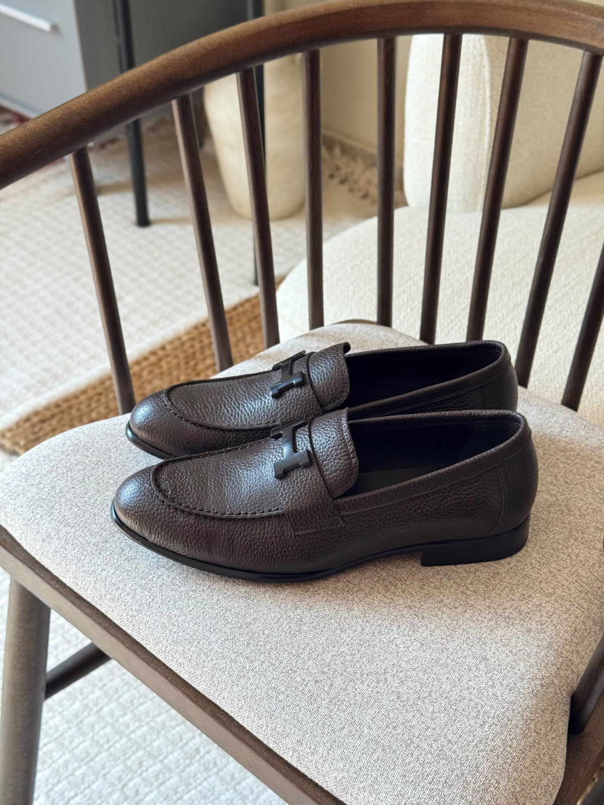 Hermes LOAFER 

VIP QUALITY 

SIZE: 40 TO 46 

630 dhs🇦🇪🇦🇪

Zain185
♥️♥️♥️