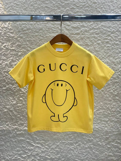 New Gucci T -shirt💛
2 to 12 years 
140 dhs🌺
Super Master quality✅

Zain286
♥️♥️♥️