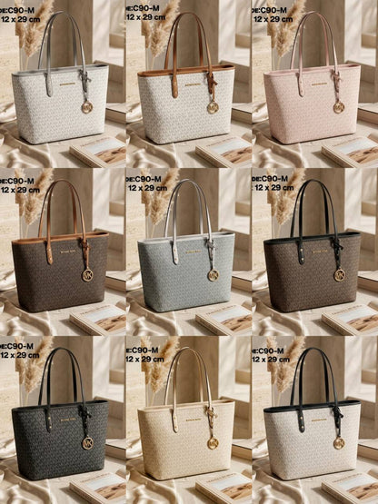 MK
ᴊᴇᴛ sᴇᴛ ᴛʀᴀᴠᴇʟ ᴛᴏᴛᴇʙᴀɢ
sɪɢɴᴀᴛᴜʀᴇ MM ᴘᴀᴛᴛᴇʀɴ
ᴢɪᴘᴘᴇʀ ᴛʏᴘᴇ/ sʜᴏᴜʟᴅᴇʀ ʙᴀɢ
ɢᴏʟᴅ ʜᴀʀᴅᴡᴀʀᴇ
sɪᴢᴇ : 32 cm

70 dhs✅

Zain31
♥️♥️♥️