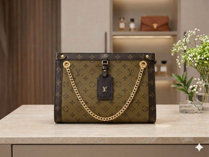 LV
Nova PM Monogram
Shoulder Bag/ clutch/Handbag
With BOX
Size: 30 cm

95 dhs🇦🇪🇦🇪

Zain239
♥️♥️♥️
