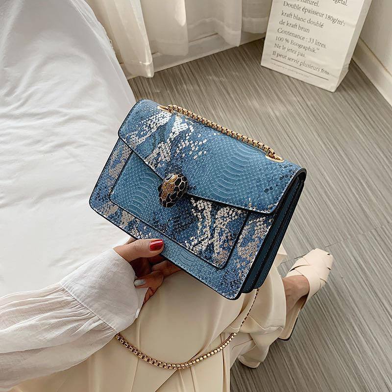 Bvlgari
70 dhs💓

Zain219
❤️❤️❤️