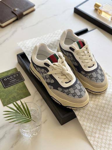 NEW CAME 
GUCCI SHOES
GOOD QUALITY
150 DHS✅
Size 36-41

Zain40
♥️♥️♥️