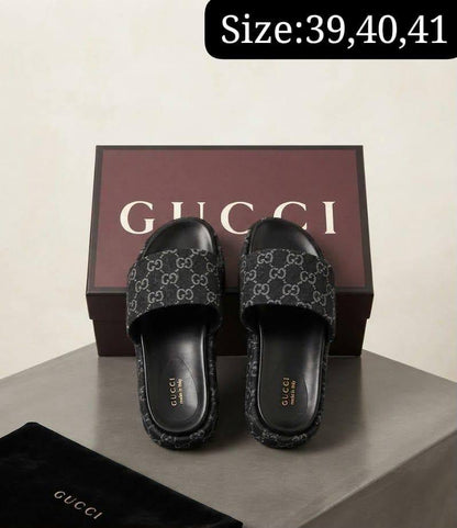 GUCCI SLIPPER 
GOOD QUALITY 
90 dhs✅

Zain40
 ♥️♥️♥️