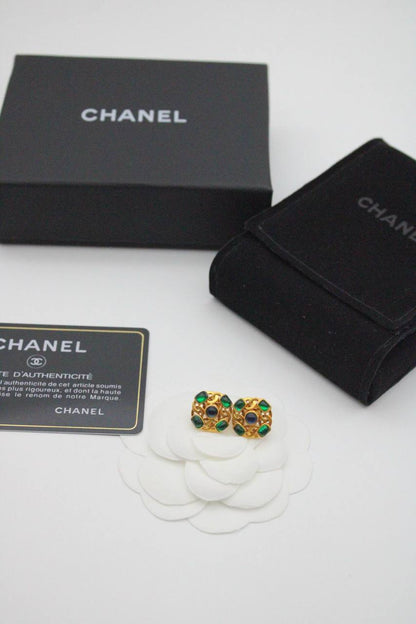 Master earrings

60 dhs 

Zain122
♥️♥️♥️