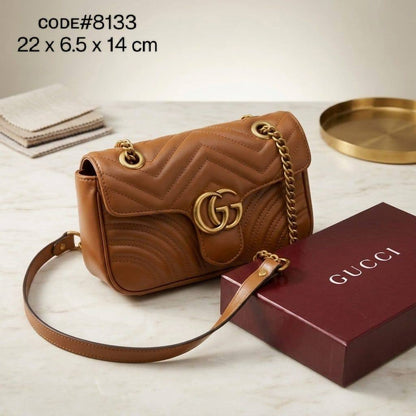 GUCCI  ɢɢ ᴍᴀʀᴍᴏɴᴛ
ғʟᴀᴘ ʟᴏᴄᴋ ʙᴏᴛᴛᴏɴ ʙᴀɢ
ᴍᴀᴛᴇʟᴀssᴇ́ ᴄʜᴇᴠʀᴏɴ ʟᴇᴀᴛʜᴇʀ
ɢᴏʟᴅ ᴄʜᴀɪɴ ʙᴇʟᴛ sᴛʀᴀᴘ
sɪᴢᴇ : 22 cm
ᴡɪᴛʜ BOX

80 dhs💓

Zain31
♥️♥️♥️
