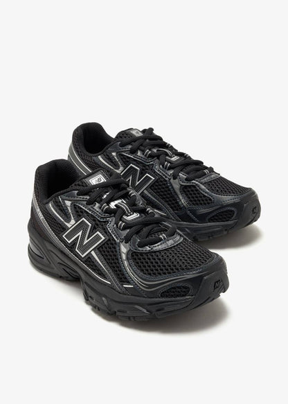 new balance 740 ‘Black’🖤
36-45 AVAILABLE 
180 dhs✅

Zain242
♥️♥️♥️