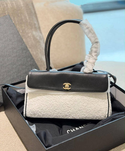 CHANEL 
COPY ONE 
210 dhs🇦🇪🇦🇪

Zain17
♥️♥️♥️