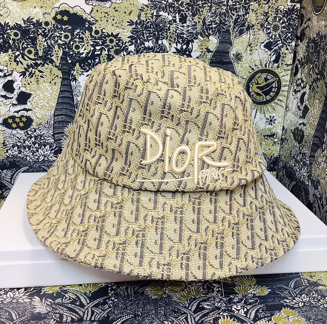 HAT
60 dhs✅

Zain93
♥️♥️♥️