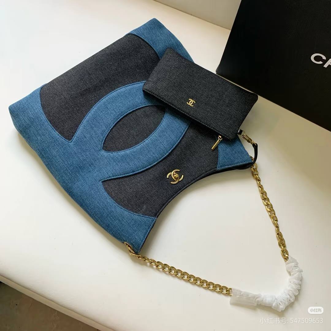 Chanel
Master🌺🌺
230 dhs✅

Zain10