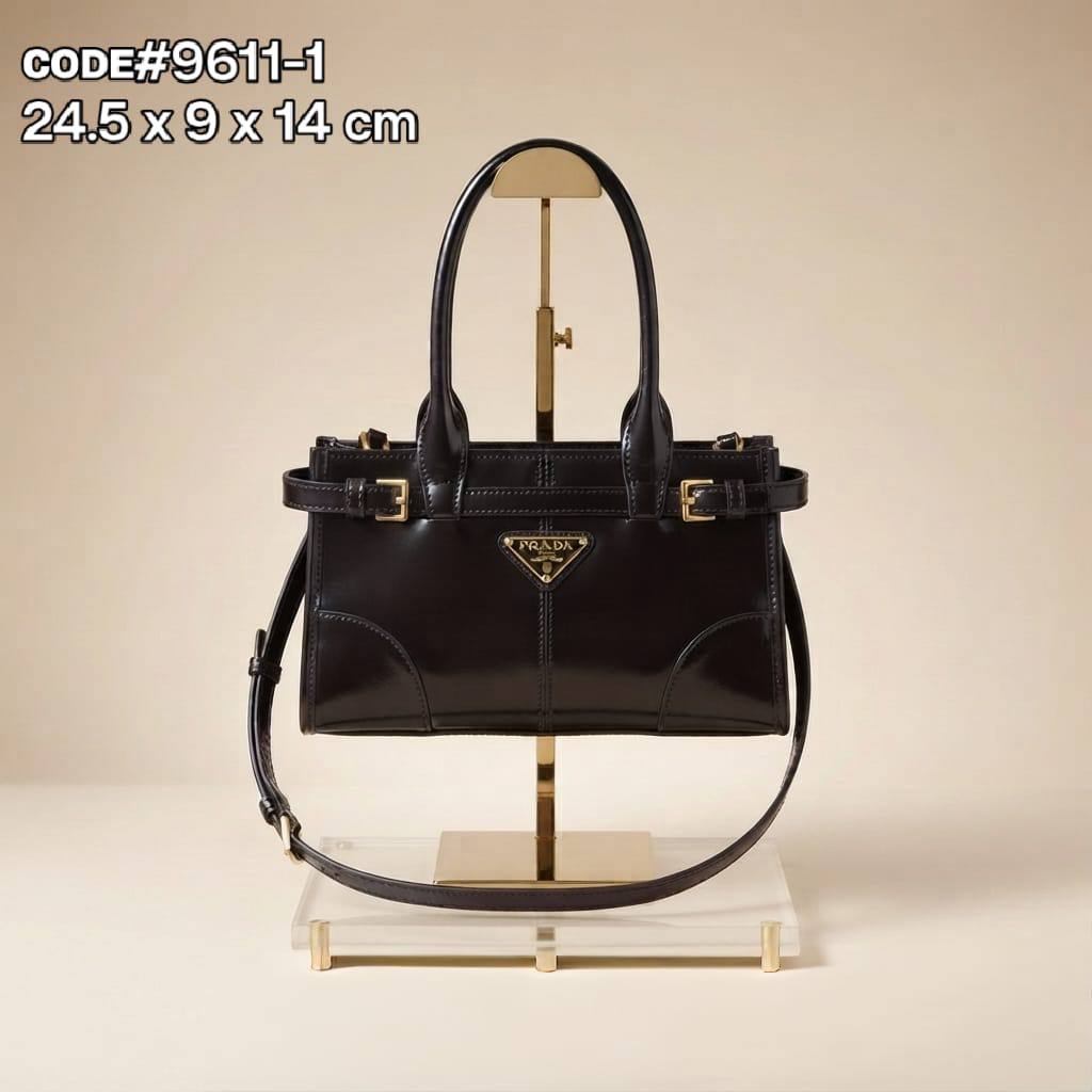 Prada ʙᴏɴɴɪᴇ ʜᴀɴᴅʙᴀɢ
ʟᴀᴍʙsᴋɪɴ ʟᴇᴀᴛʜᴇʀ ᴍᴀᴛᴇʀɪᴀʟ
ɢᴏʟᴅ ʜᴀʀᴅᴡᴀʀᴇ
ɪᴛ ʜᴀs ᴀ ʙᴇʟᴛ ʟᴏɴɢ sᴛʀᴀᴘ
sɪᴢᴇ : 24.5  cm

90 dhs🇦🇪🇦🇪

Zain31
♥️♥️♥️