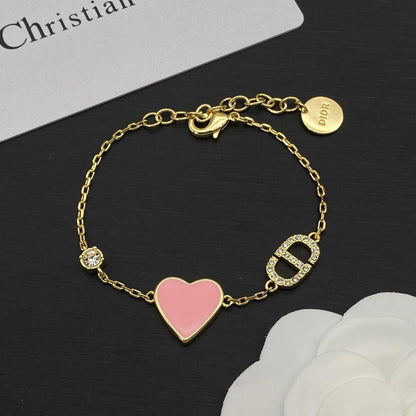 EACH BRACELET 
MASTER QUALITY💫✨
50 DHS🇦🇪
WITH BOX AND PAPER BAG 🎁🛍️

Zain89
♥️♥️♥️