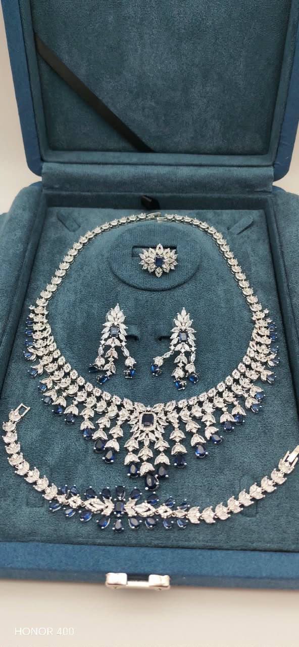 Set

360 dhs🇦🇪 set with same box
280 dhs🇦🇪  set without box

Zain122
♥️♥️♥️