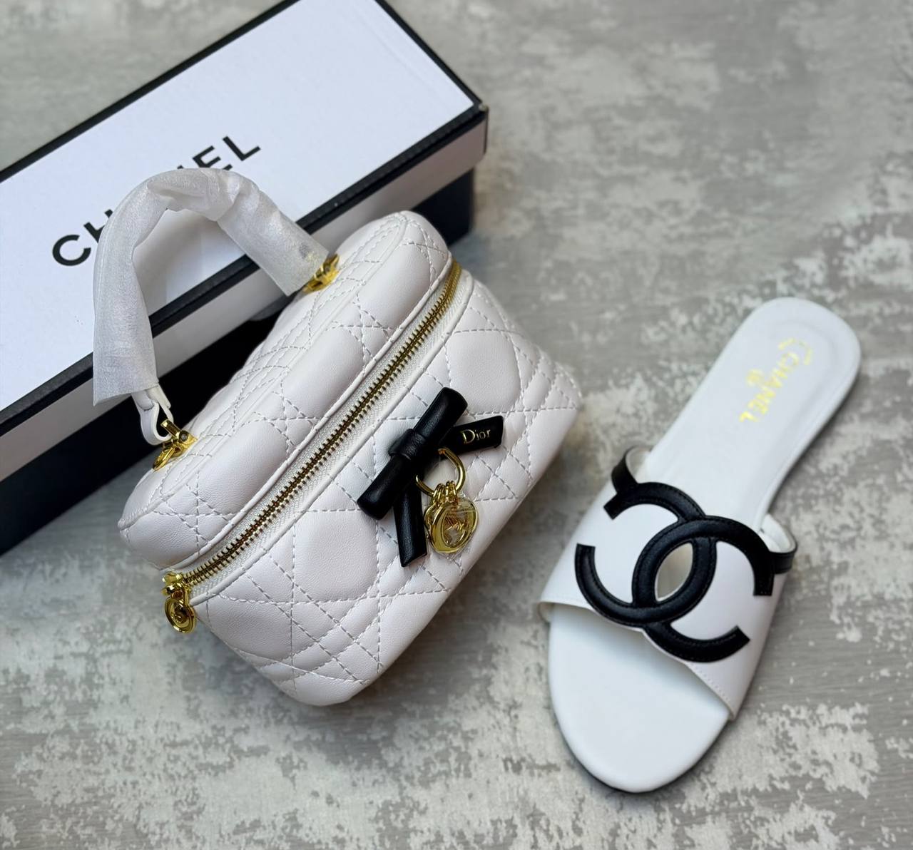 Chanel
Dior
Set

200 dhs

Zain175
♥️♥️♥️