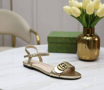 GUCCI 
180 dhs✅
*SIZE  36   TO   41*

Zain224
♥️♥️♥️