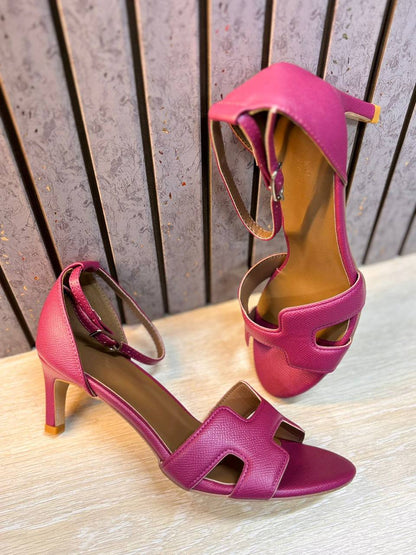 Hermes 
110 dhs✅
Size 36-42

Zain55
♥️♥️♥️