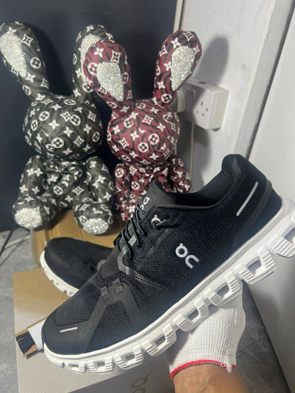 ON Cloud 6 ‘Black/White’⚫️🤍
36-45 AVAILABLE 🤩
180 dhs💚

Zain242
♥️♥️♥️