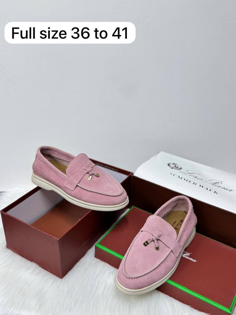 Loro Piana 
𝐇𝐢𝐠𝐡 𝐪𝐮𝐚𝐥𝐢𝐭𝐲 💯 
130 dhs✅

Zain86
♥️♥️♥️