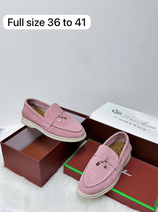 Loro Piana 
𝐇𝐢𝐠𝐡 𝐪𝐮𝐚𝐥𝐢𝐭𝐲 💯 
130 dhs✅

Zain86
♥️♥️♥️