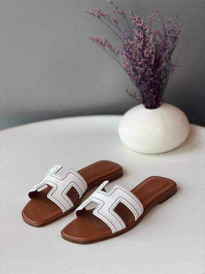 Hermes🌹
Size 36_41
Super high quality* 
380 dhs🪙🌨️

Zain176
♥️♥️♥️