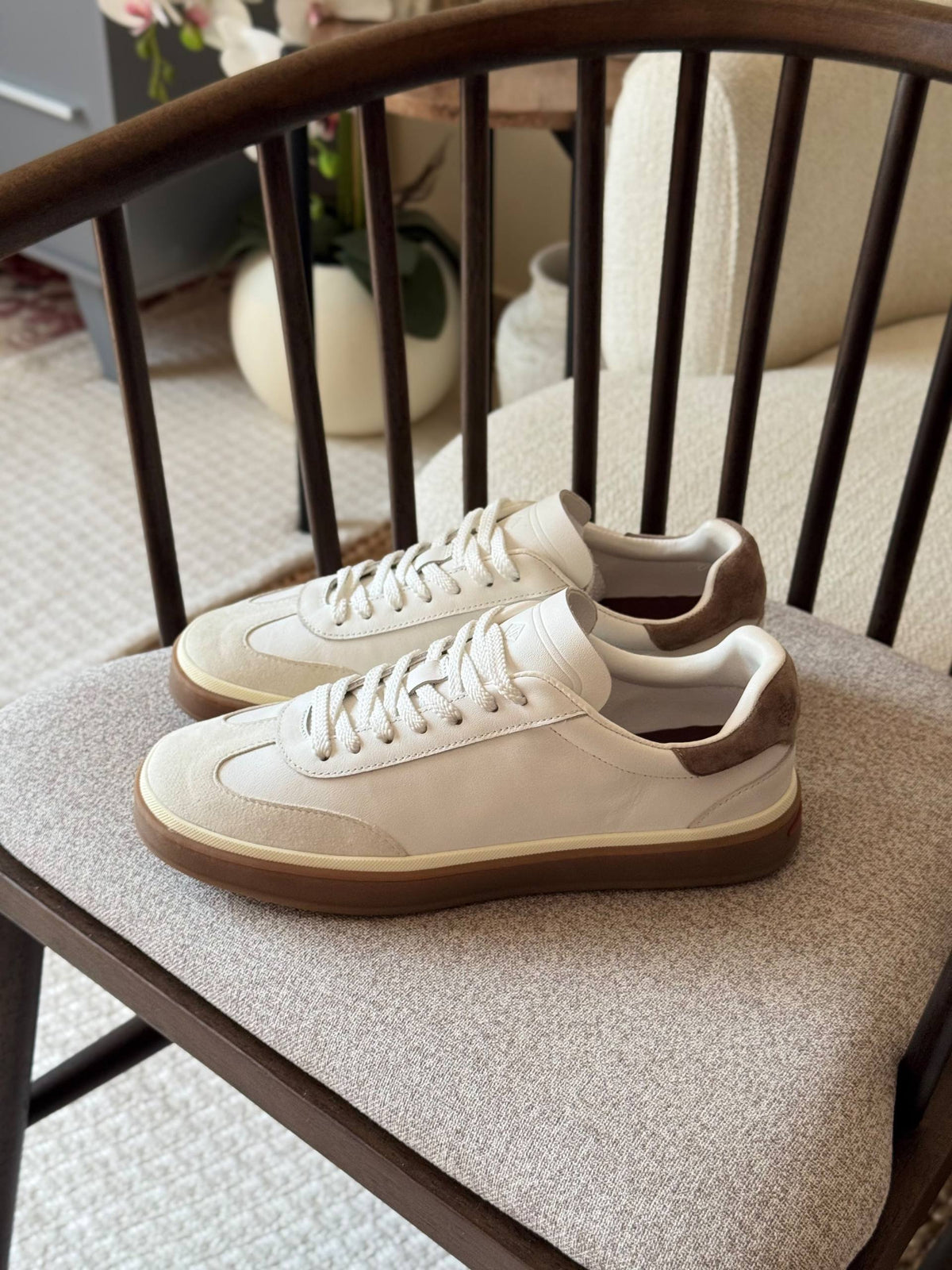 LORO PIANA tennis walk
VIP quality
size: 40 to 46

480 dhs🇦🇪🇦🇪

Zain185
♥️♥️♥️