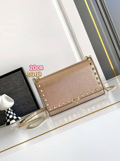 Valentino
Master✅✅
250 dhs🇦🇪🇦🇪

Zain141
♥️♥️♥️