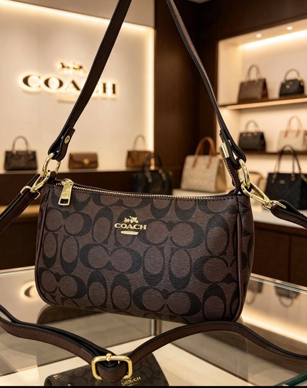 Coach
95 dhs🇦🇪🇦🇪
Size:20/10/14

Zain07
♥️♥️♥️